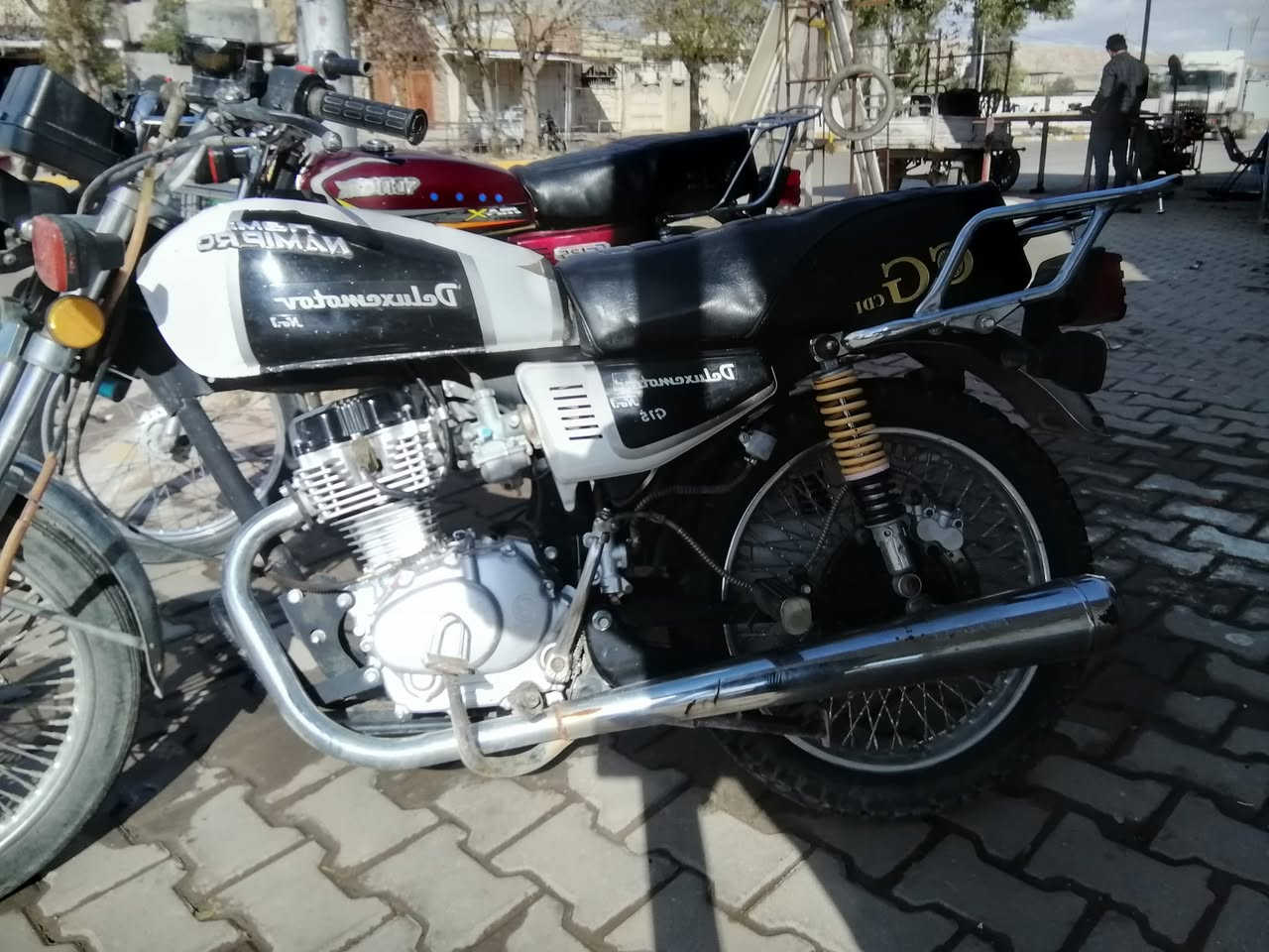 لبيع دراجات اوراق كامل
***********
