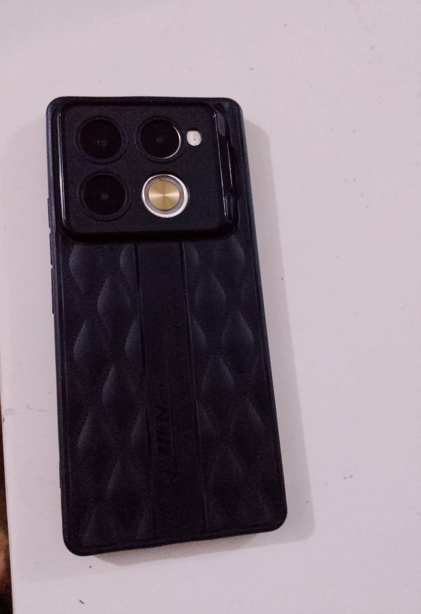 انفنكس نوت 40 بروا ذاكرة 256 مراوس ب ايفون11


**إذا كنت صاحب هذا الإعلان وتريد حذفه لأي سبب، رجاءا أرسل رسالة إلى الدعم الفني**