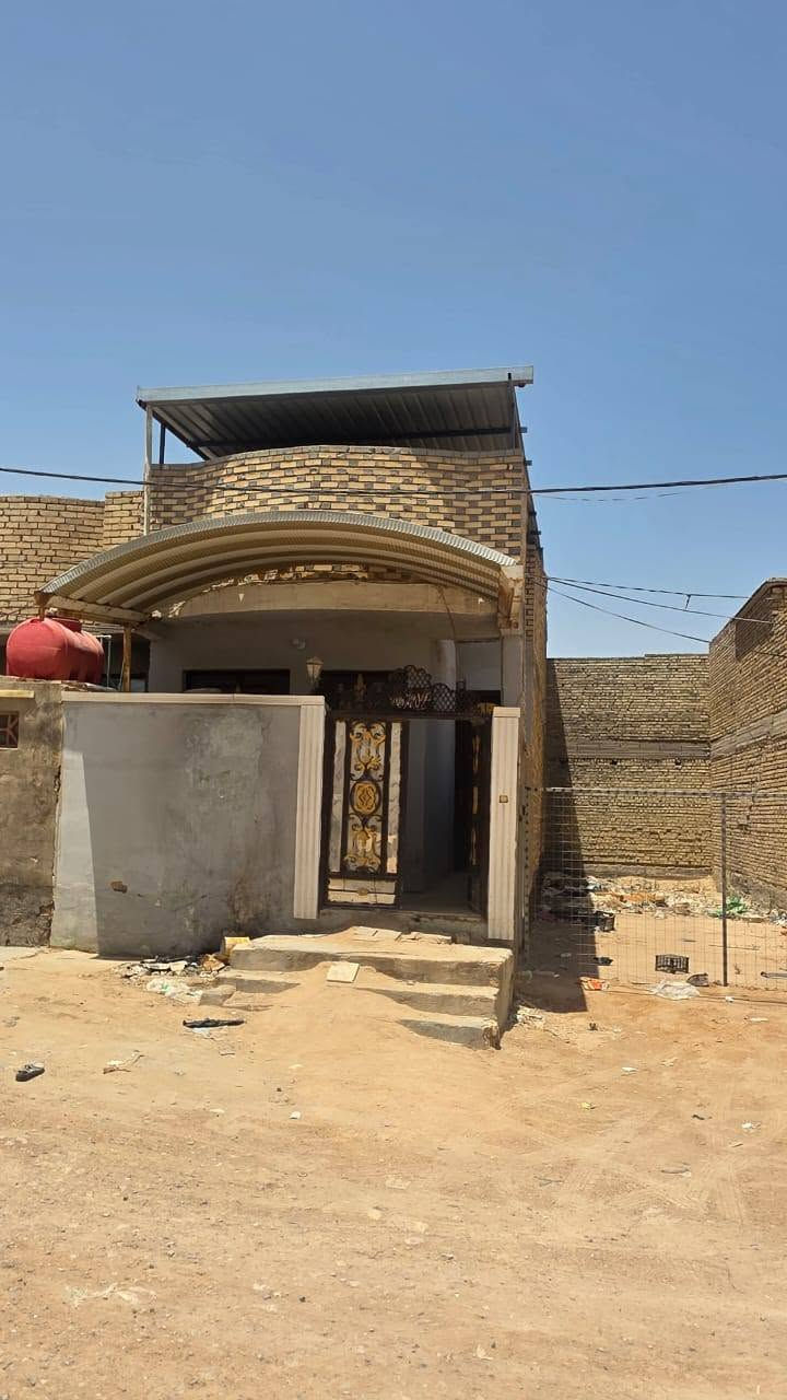 بيت 100م حي النداء قرب شارع 60 ملحق شارع المكاتب خلف شارع 30 طابق ونص قريب ع شارع 60 مدارس قريبه سعر 110 قابل للتفاوض *********** اتصال واتساب
