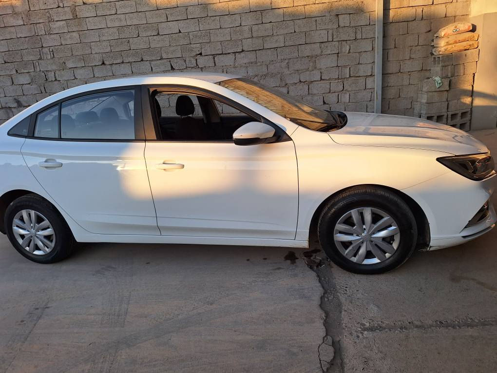 سياره MG.F5موديل2020  سپی ستاندرسنوی نوئیە.یەڮ بست لەچاملغی پێشەوە صبخی هە یە بە بێ ناوەوە گیرومکینە بەشرت وئایپات .م.*********** أربيل, العراق
