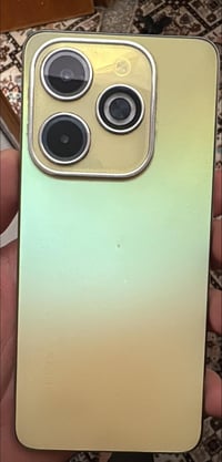 رمضان كريم انفنكس هوت 40i حاله جيده مستعمل 5 اشهر ملحقات فقط كارتونه ك...