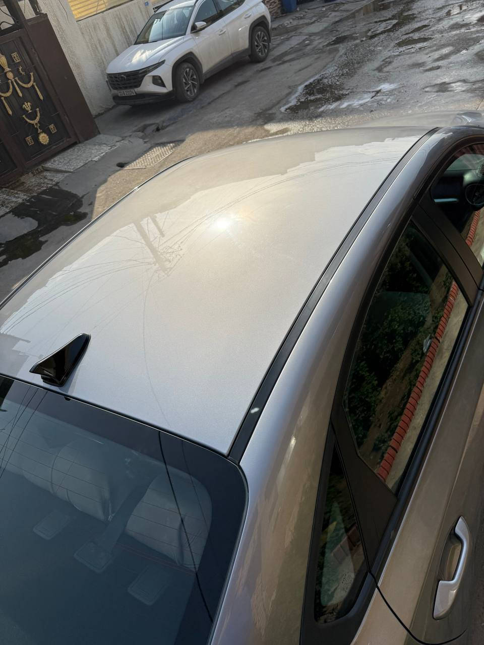 السلام عليكم
Kia Forte LX 2023 (For Sale)
كيا فورتي 2023 LX (للبيع)
مواصفات الـ LX الأمريكي
محرك 2000 دوش (4سلندر)
كار بلاي - اندرويد اوتو 
الكير CvT 
لايتات LED 
المقاعد قماش وارضيه دوشمة جديدة 
تحديد مسار - تثبيت سرعه 
كامرة خلفيه 
تخم تايرات جديد 2026/1
ماشية 68 الف كيلومتر 
بدون اير باك دواخل سليمه
حادث (جاملغ السايق وشبر مِن البنيد)
البنيد راجع حار والباقي بارد 
سعرها 155 ورقة
والحادث موضح بالصورة 
3KPF24AD1PE546594
للاستفسار : *********** (متوفر واتساب)
