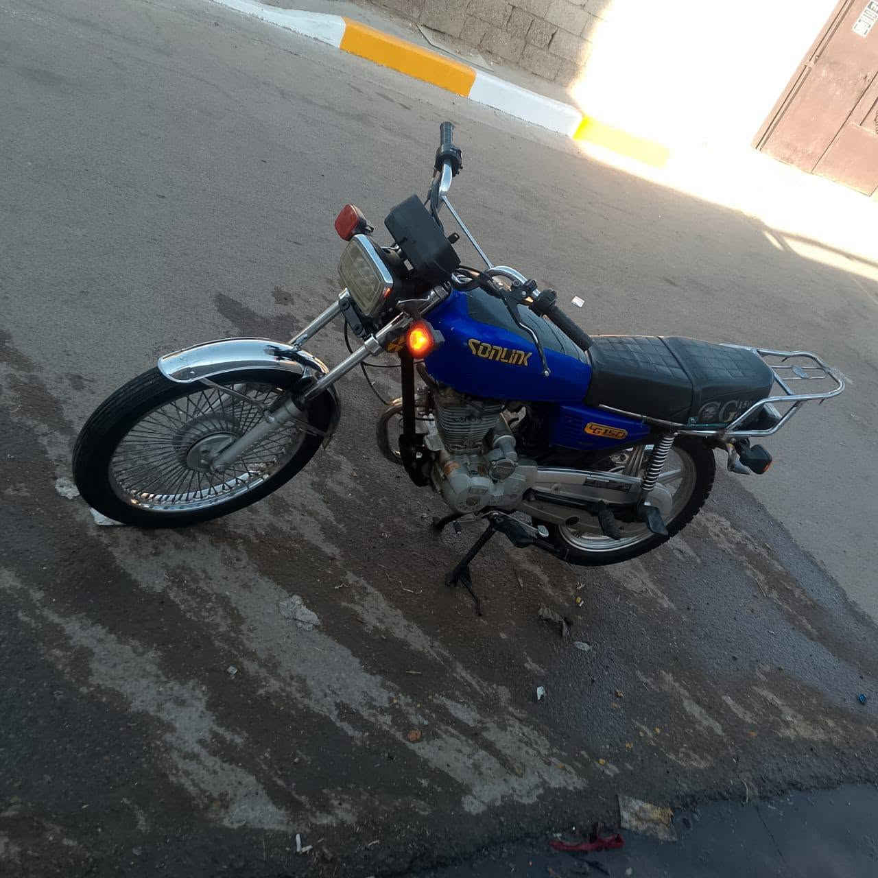 سونك موديل 22 أوراق
سلف هندر مكينة مختمه 22 
بغداد الحسينيه ***********
400
