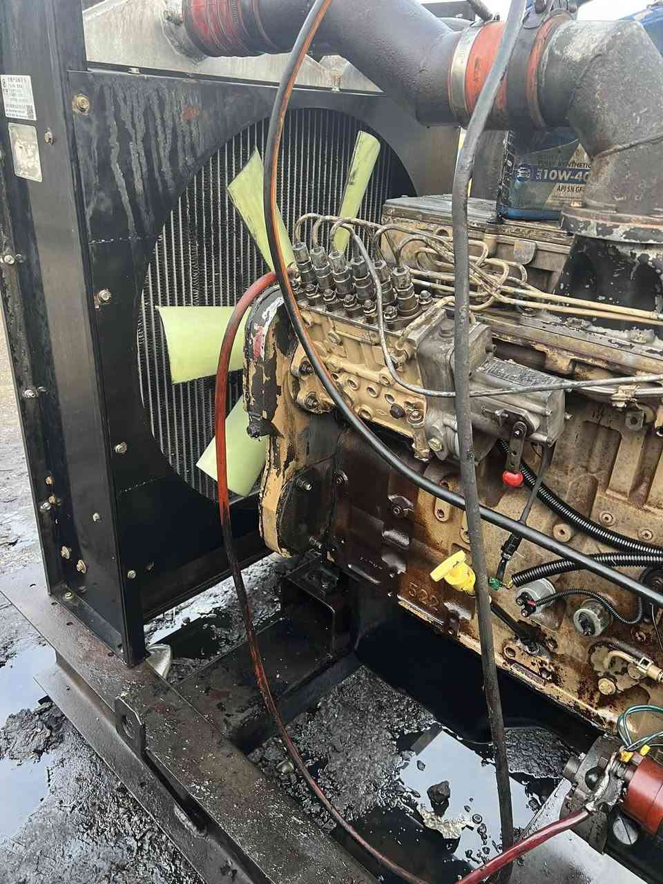 السلام عليكم مولود كمنز 24 ولف 250 كيفي شغاله عل حمل مكينه استندر راس توليد بلادي السعر 45 ورقه ***********
