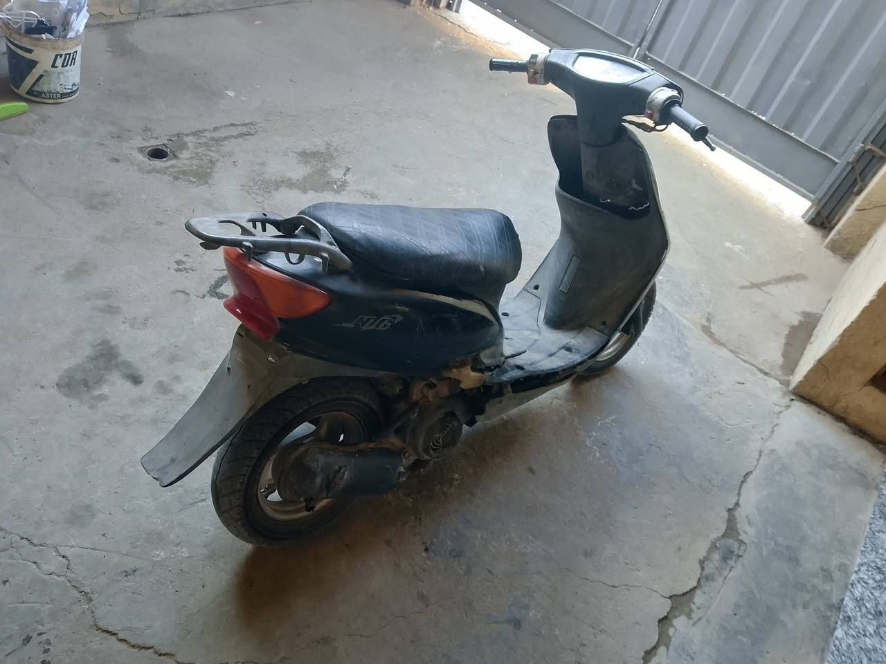 سلام عليكم دراجة للبيع شغالة  السعر 160 وبيها مجال ***********
