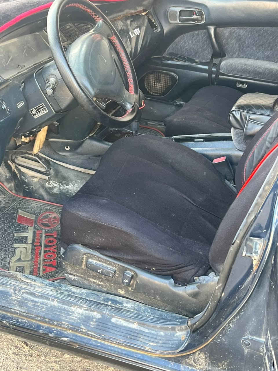 بطه مديل 1992
سنويه باسمي تنتهي 2028
السياره بيه كصه جنطه فقط وباقي  شوف العين 
السعر 30 وبيه مجال 
العنوان البصره -خور الزبير
***********
