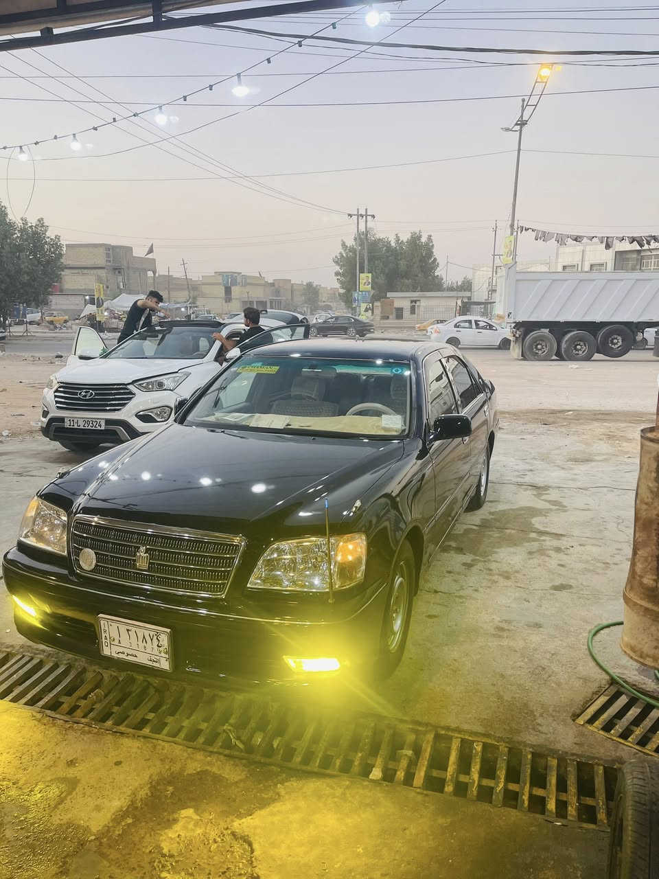 سلام عليكم ملكه البيع قرار 48نجف مدور ثاني يوم شاصي 71كرستال اصل 2003 برده خلفيه كشنات اربعه كهرباء تحويرات نجف سعره 110 كصت قماره بس رقمي ***********
