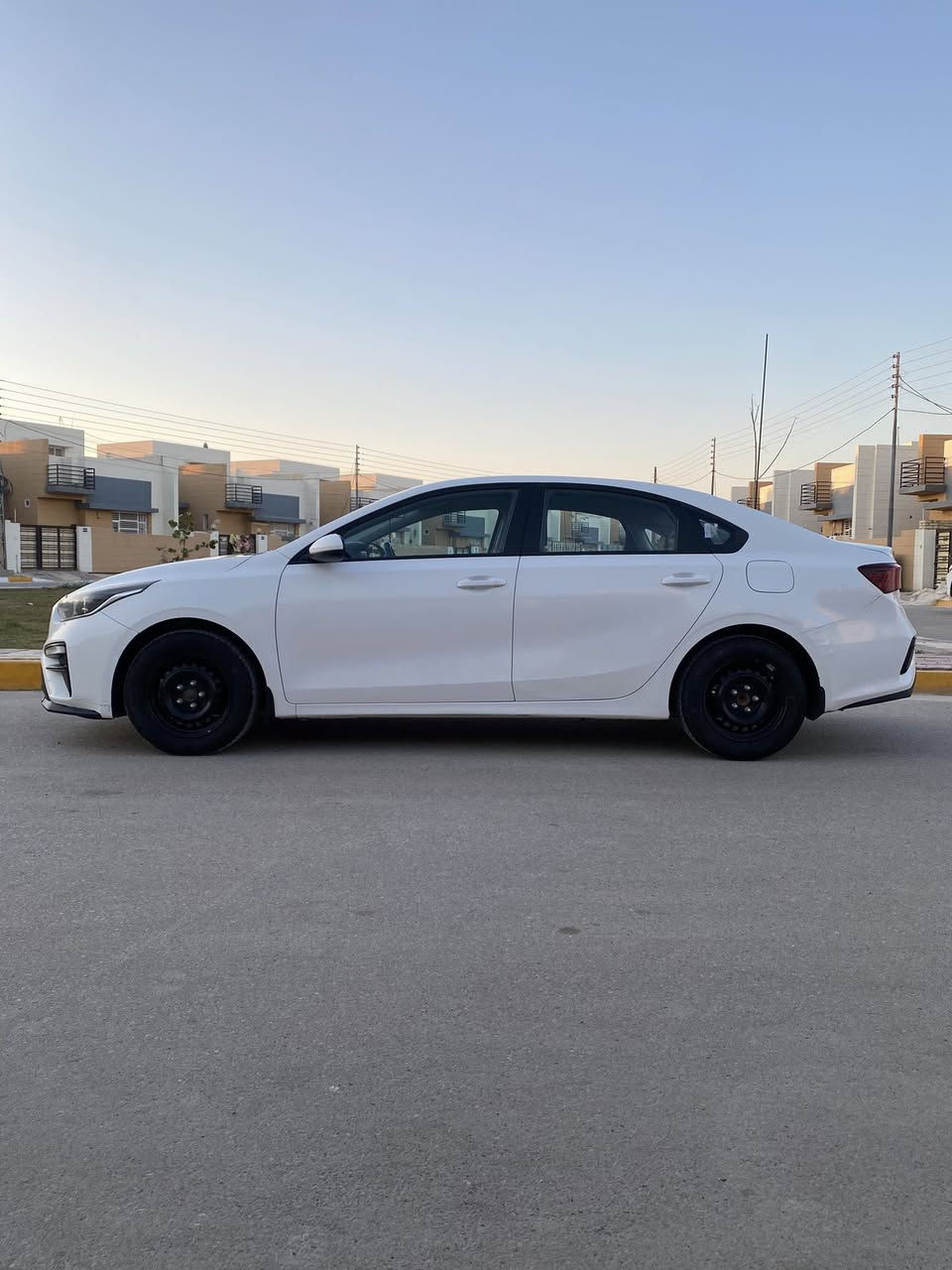 كيا سيراتو 2020 سنويه ورقم وهزه جدد بسمي مواصفات عاديه من الزيرو لحد الان عل ايدي ماشيه 155 هـاتف ***********
