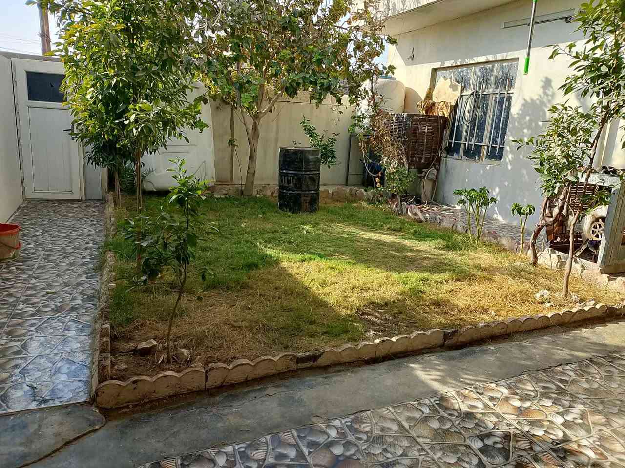 دار البيع مساحة 200مترنهيةحي العسكري زراعي على طريق حولي كركوك واربيل شري يتصل على رقم مبايل ***********ومسجل بلديه
