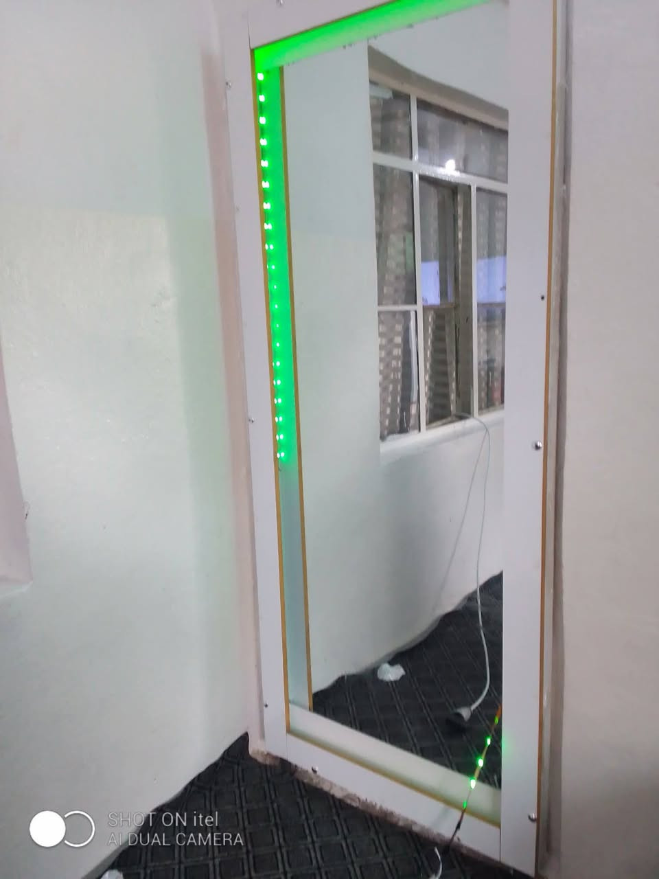 مرحبا مريه البيع السعر 50 وبيه مجال
***********
