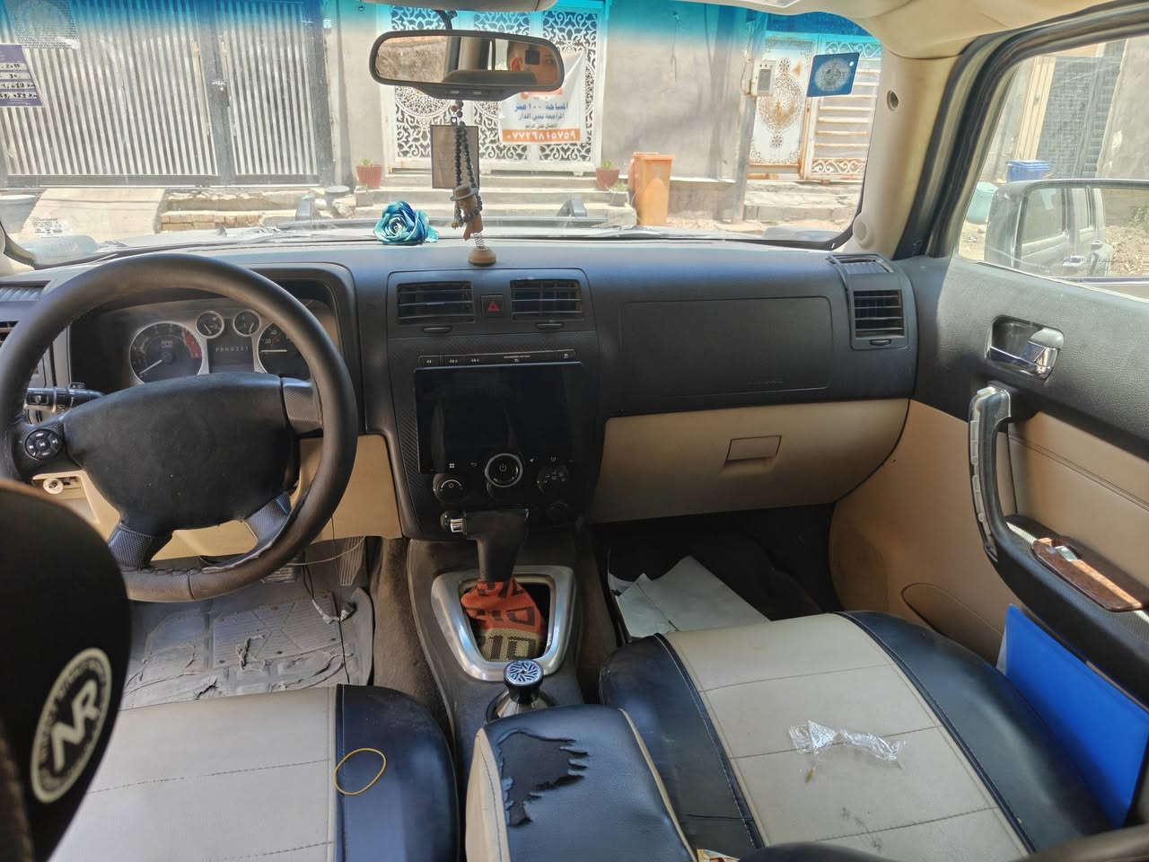 السلام عليكم
Hummer h3 2006 للبيع 
السعر 80 
مكان السيارة بابل
رقم بغداد  سنويه لل29
*********** للتواصل
