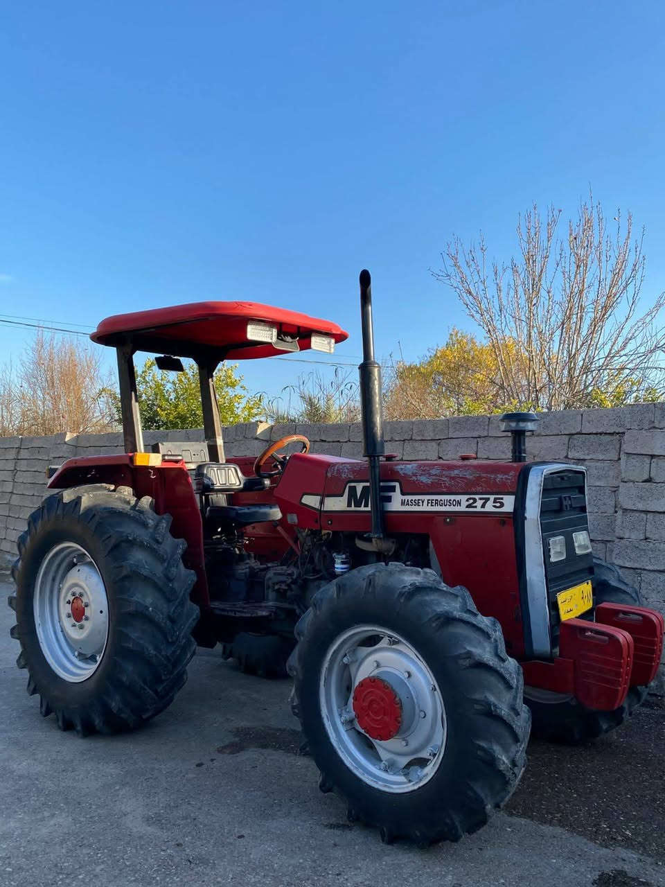 تركتر فوركسن انكليزي  دبل اكسل بلادي  بلادي اذه مو بلادي تجي تأخذه بلاش تركتر كير ومحرك واكسل  شرط شغل وطلع تركتر نضيف حجم 275 رقم بغداد موديل ٨٤ مكاني الانبار  السعر 15 مليون  وبي مجال لشراي مستعجل علي ولا مابيعه بهيج سعر   وشراي ماقصر  ويا مستعجل علي رجائن المايعرف اسعارهن لا يكسر بي


**إذا كنت صاحب هذا الإعلان وتريد حذفه لأي سبب، رجاءا أرسل رسالة إلى الدعم الفني**