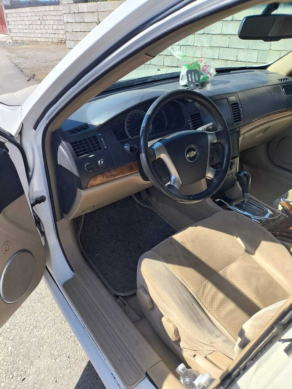 السلام عليكم من رخصة الادمن للبيع بالقسط مقدمه 40ورقه وبالشهر2ورقه السعر الكلي 60ورقه
شوفرليت ابيكا موديل 2008 رقم بغداد محرك 6سلندر بلادي محرك بيه تنقيص للستفسار اكثر اتصال 
***********   0782 834 2415  الارقام بيهن واتساب مكان السياره صلاح الدين قضاء بلد
