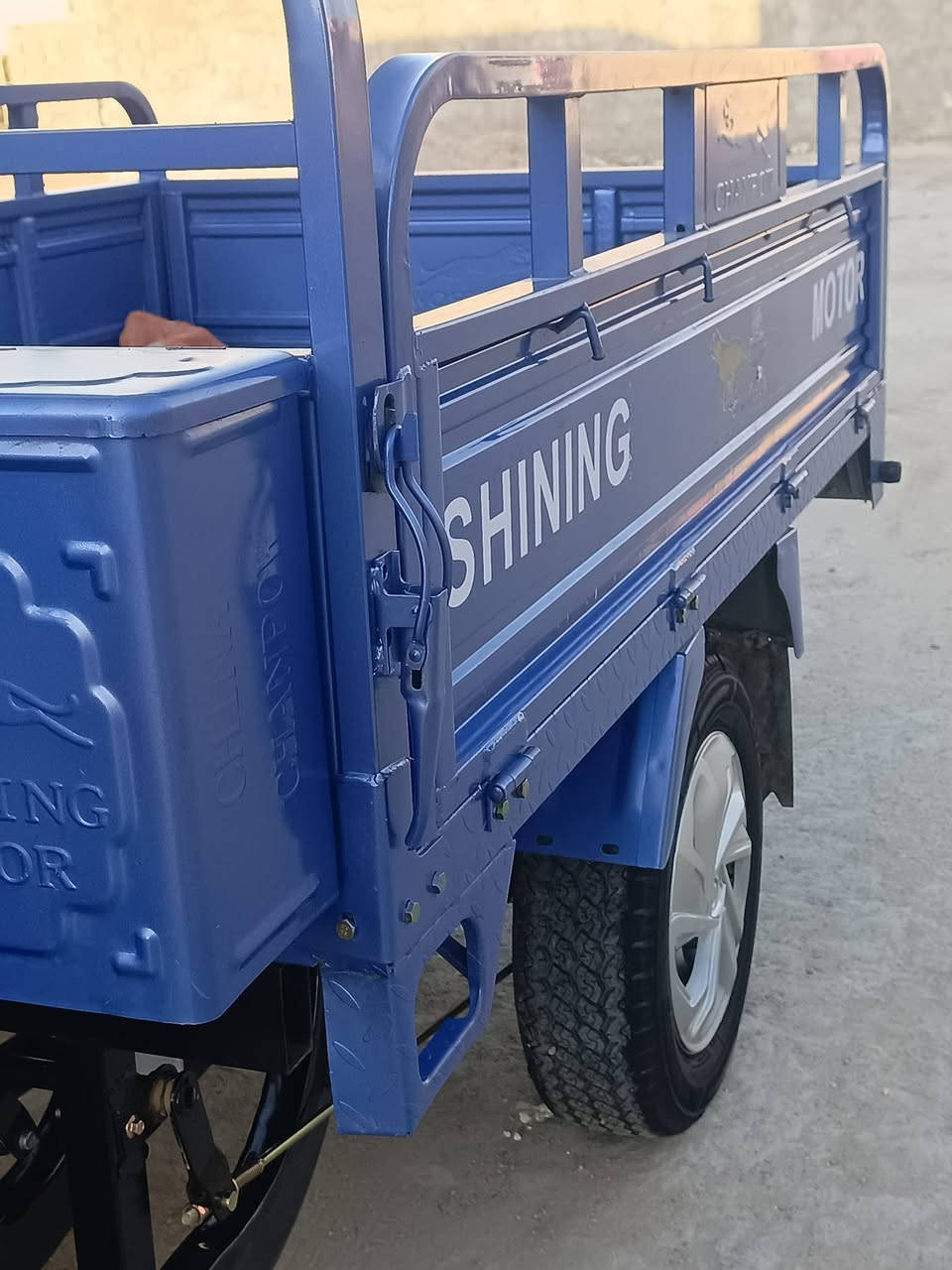 سلام عليكم ستوته للبيع موديل 2023 نضيفه محرك 200 دشبول كتروني السعر  2750 وبيه مجال العنوان النجف شارع كربلاء الاستفسار الاتصال على رقم ‏‪***********
