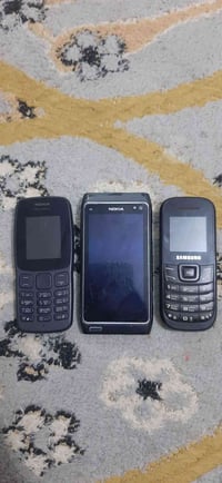 اجهزة • تحتاج بطاريات • للبيع