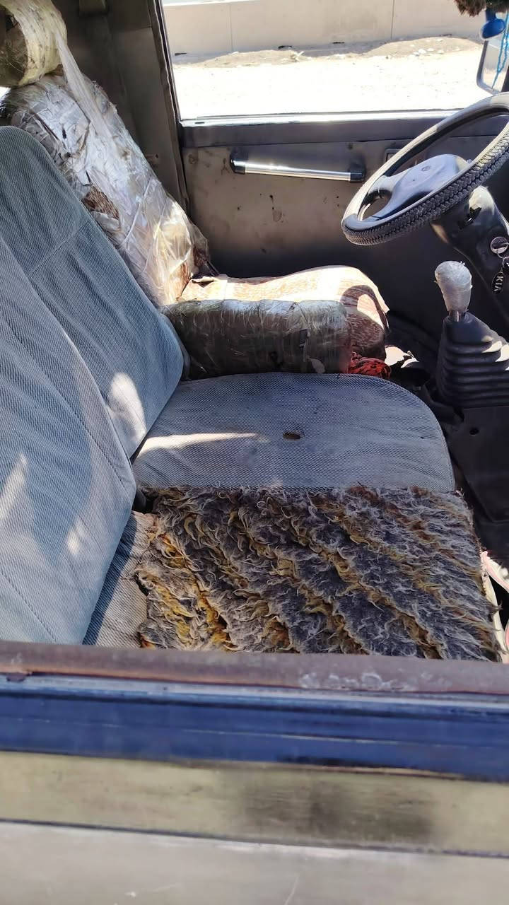 سلام عليكم
كيا بسته موديل ٩٣رقم الانبار كير محرك اكسل شاصي مكفوله تخم تاير 
السعر ٣٨ وبيه مجال 
مكان بغداد قرب علوة الرشيد 
اتصل ***********
