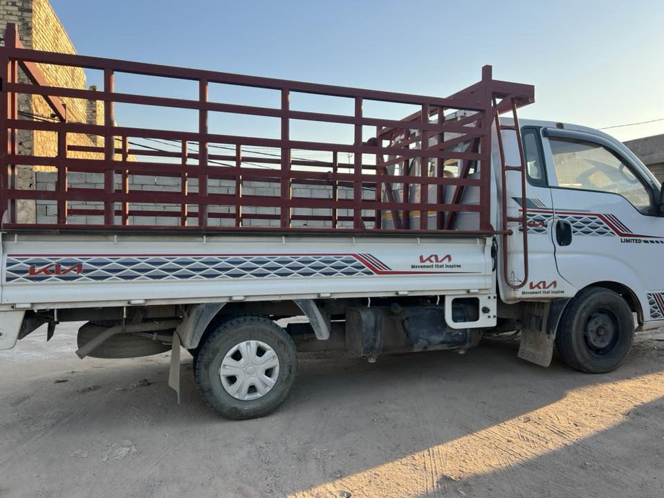 السلام عليكم كيه نثيه للبيع السياره مديل 20 السياره بيهة تعمير كير مكينه اكسل شاصي مكفولات مكاني النجف الشراي ***********
