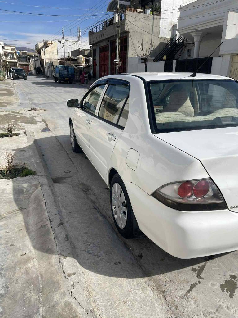 لانسەر
2011
مەکینەگەورە
ناوزەرد
دەبڵ گێڕ
شاشە ایباد
گێڕومەکینە بەشەرت
تەبرید ، ساردو گەرم بەشەرت
سەنەوی تازەیە
شوێن ، حاجیاوا
بۆزانیاری زیاتر، تێل بۆ خاوەنی بکە
ژمارەکەی لەسەر وێنەکان دانراوە
*********** رانية, السليمانية
