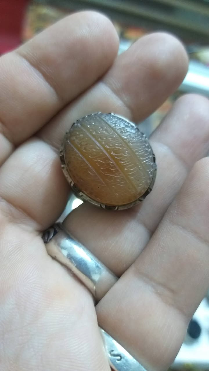 عقيق يماني مخطوط ايه الكرسي المباركه للبيع وسعر ٥٠ الف


**إذا كنت صاحب هذا الإعلان وتريد حذفه لأي سبب، رجاءا أرسل رسالة إلى الدعم الفني**