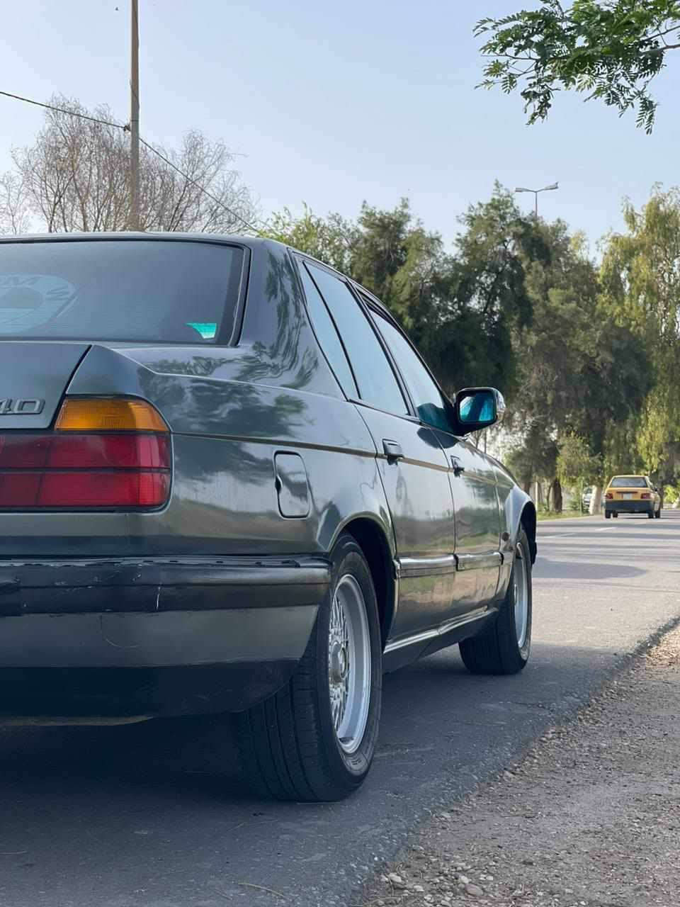 بي ام للبيع مكان السياره بابل حجم ٧٣٠ سياره جاهزه فقط دعامياته تعبانه جاهزه عل اخر سعره ٤٠ وبيه مجال هاتف *********** مكلفين بل نشر فقط اتصال
