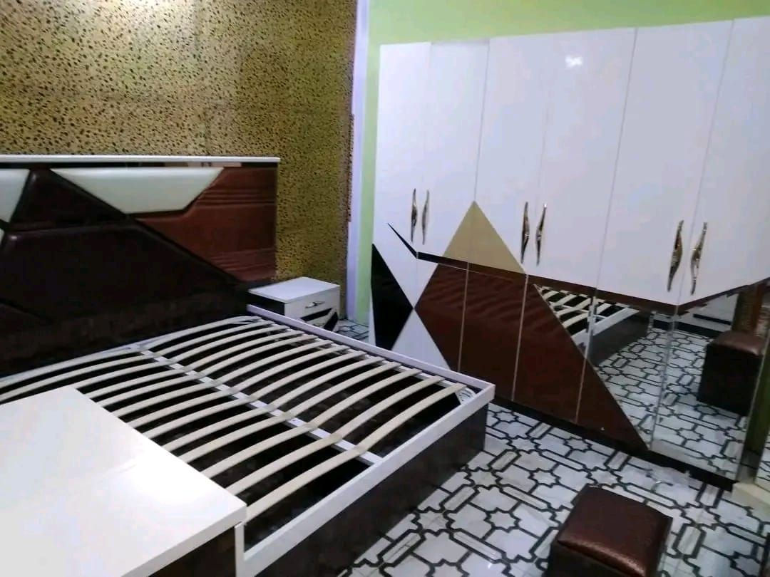 غرفة نوم للبيع بيع مستعجل فاكهة وشادهه مرة وحدة
ماخذهه بمليون 500
رايدهه ب 450 تركي ثقيل


**إذا كنت صاحب هذا الإعلان وتريد حذفه لأي سبب، رجاءا أرسل رسالة إلى الدعم الفني**