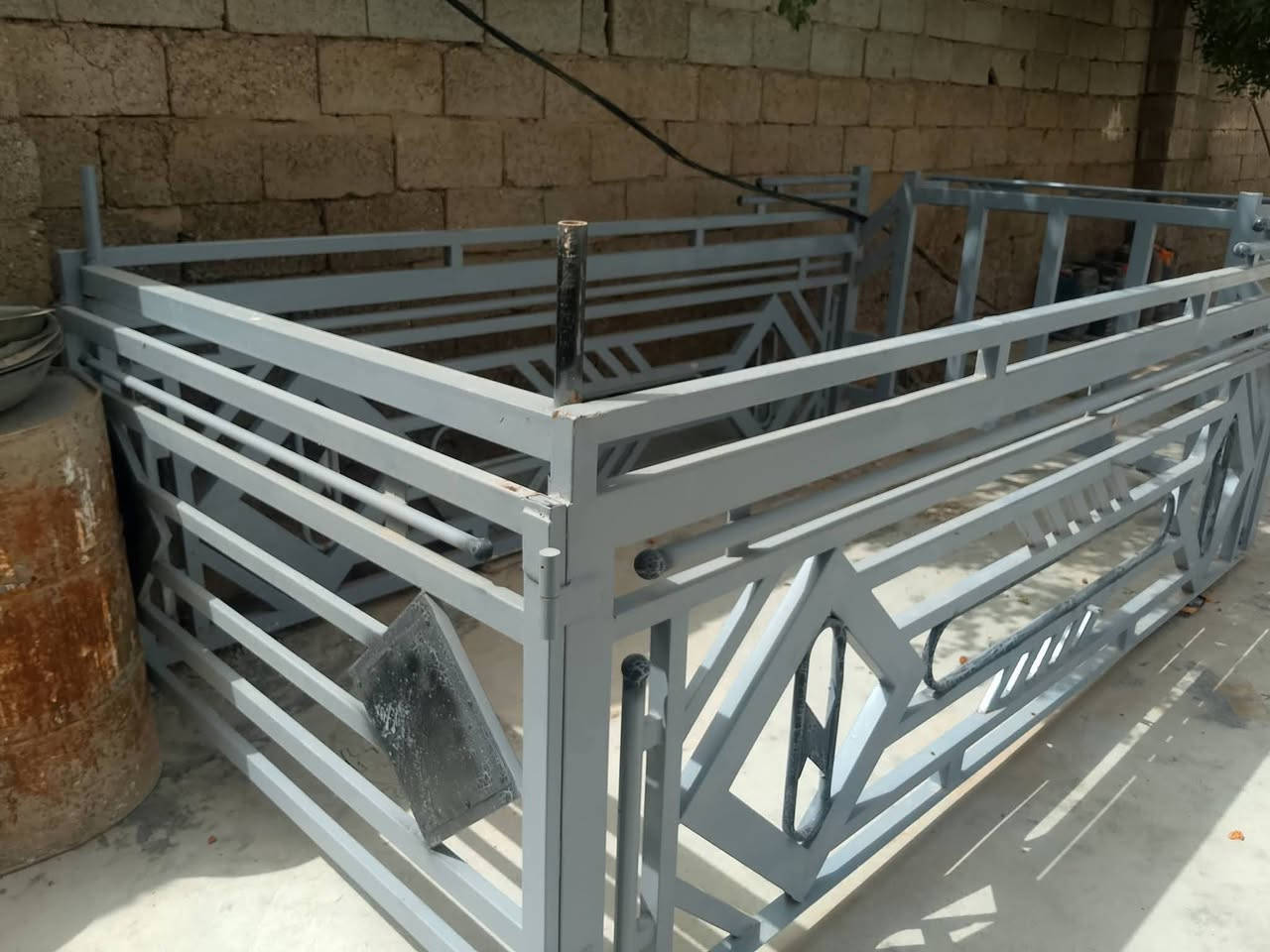 حجر مالكيه للبيع 
***********

