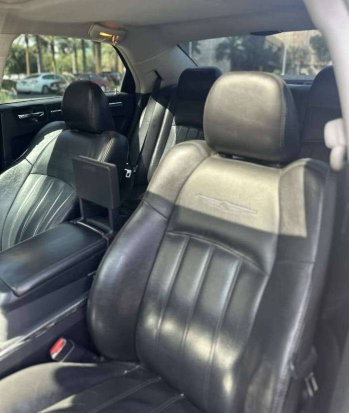 📌_ادوات_اعتــذر-رجاءً بدون مراوس نقد فقط #كرايسلر_لون_اسود_موديل_2010_C300  5.7L فول 1/1 🔥 دخول جديد #بدون_كصه_كفالـــه_السعر77 المكان: البصرة للاستفسار  وتساب + اتصال  غير متواجد على الفيس بوك ابو عباس *********** - ***********
