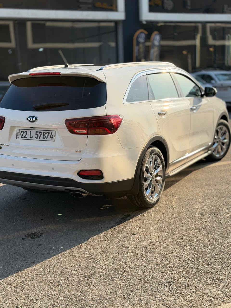 سورنتو موديل 2020 رقم اربيل دولي تحويل مباشر
ماشية ١٠٠ الف

خليجي 

مواصفات//

بصمة تشغيل 

 بصمة ابواب 

 محرك ٦ سلندر 

شاشة 

 حساسات  امامي خلفي

كراسي ٢ كهرباء

 قطع ٣ تبريد 

 بانوراما 

 تحكمات ستيرن 

 سبعة راكب 

 ويل كب

 كشنات بلادي

 جنطة كهرباء ذكية تفتح عند الاقتراب 

 مري شفط 

 بردات خلفية بلادية

انظمة قيارة smart. Eco. Cimfort. Sport

 اريل نفكيتر

بدون صبغ بدون حادث 

سونار موضح بالصور 

مكان السيارة موصل
***********

‭0773 689 6531‬
