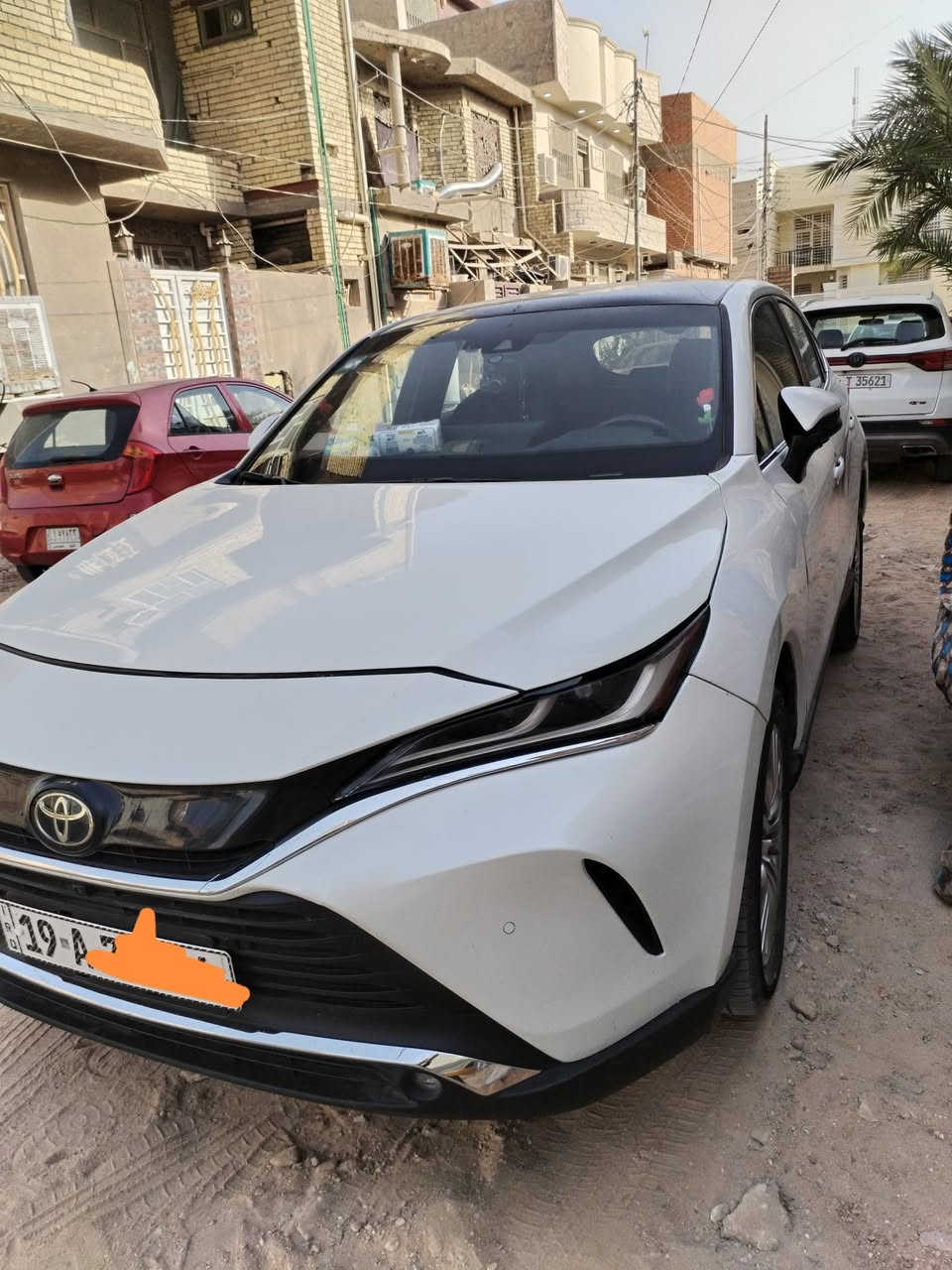 سلام عليكم تويوتا فينزا 2023 – هايبرد لمتدد وارد امريكي حادث موضح تبديل بنيد فقط وصبغ الجاملغ اثنينهن

سيارة SUV أنيقة تجمع بين القوة والاقتصاد، مع مواصفات راقية تناسب جميع الأذواق!
ا
المواصفات: – محرك 2500 سي سي هايبرد 
– نظام دفع رباعي  (AWD)
– سقف بانوراما واسع
 – داتا شو 
- نظام كاميرات 360 درجة (4 كاميرات) كامره خامسه بلمرايه
– مرقمة كربلاء بسمي شرط التحويل 
– مقاعد جلد  بتحكم كهربائي
– تدفئة وتبريد للكراسي الأمامية
– شاشة وسطية كبيرة تدعم Apple CarPlay وAndroid Auto
– عداد ديجيتال متطور
– صندوق خلفي كهربائي
– إنارة LED أمامية وخلفية
– تشغيل بصمة + دخول ذكي
– تحكم كامل من الستيرن
– نظام تثبيت سرعة ذكي
– حساسات أمامية وخلفية
– مكيف أوتوماتيكي ثنائي المناطق
– حساس امامي خلفي 
– نظام سماعات jbl 
العداد 16000مايل قابل للزيادة 
الحادث : موضح بالصور فقط بنيد تبديل وجاملغات صبغ 
الموقع: كربلاء 

للاستفسار:
***********. *********** ..
