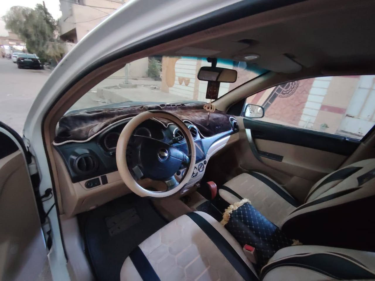 السلام عليكم ورحمة الله وبركاته
افيو موديل 11شركة عامه محرك مفتوح مومسكر فول اوتماتيك سياره جديده فقط جاملغ مصبوغ بدون معجون 
رقم اربيل تحويل او وكاله بكيفك سياره جاهزه من كلشي 
السعر 70
***********
