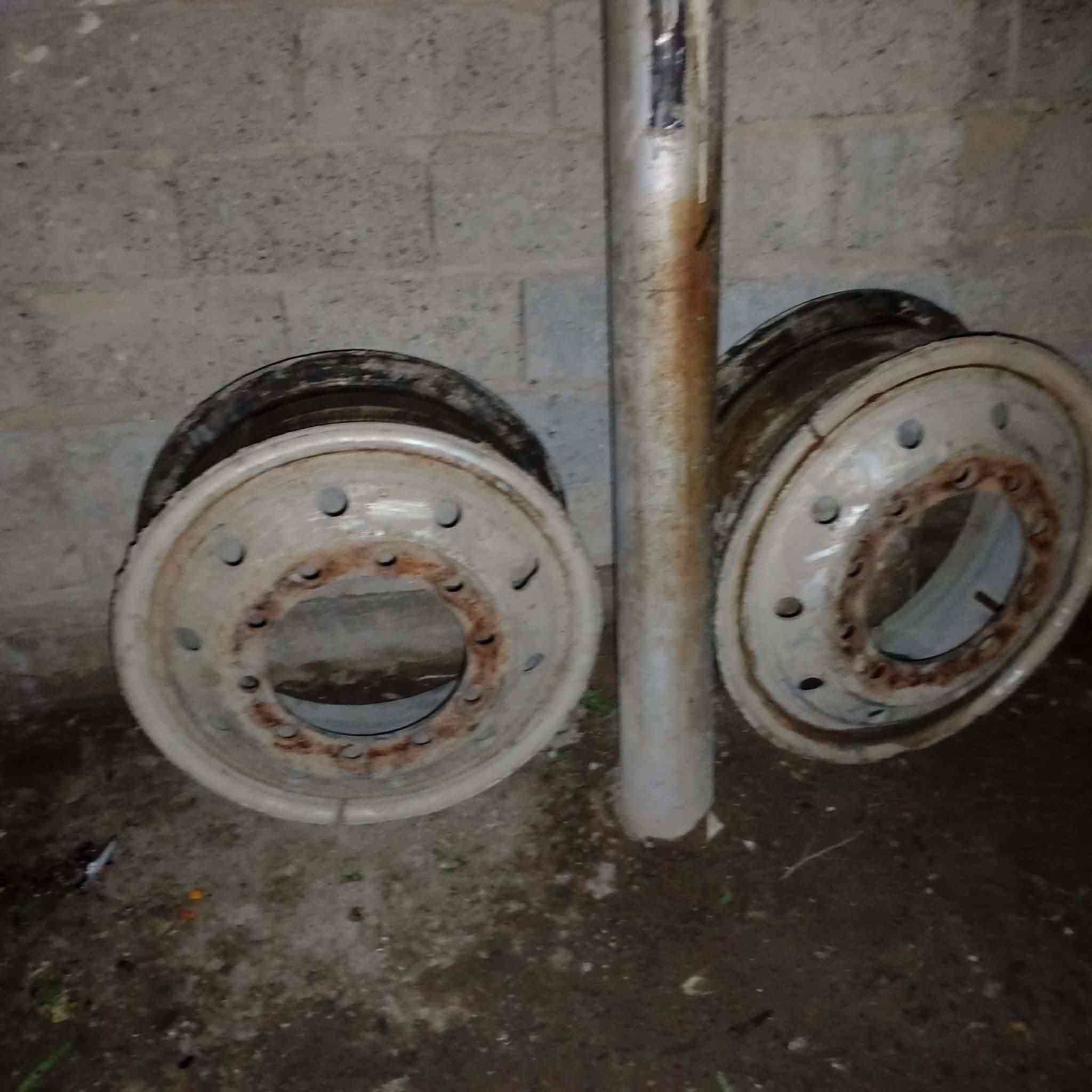 سلام عليكم وياله 24سعر زوج ٢٢٥ رقم ***********
