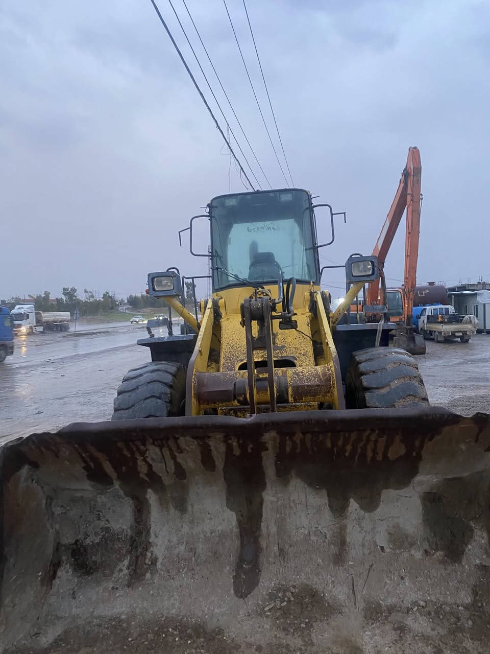 شوفر
للبيع شوفر كوماتسوو 
موديل ١٩٩٧
منفيست. كاتي 
حجم ٣٢٠
گير مكينة. بشرت 
مكان اسكي كلك. خبات. 
واتصاب ***********
***********
