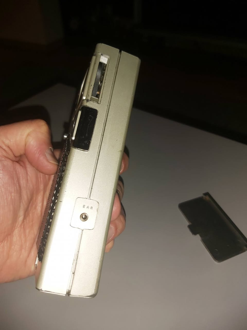 RADIO HERU 
انتاج هونك كونك 1985
موجتين MW FM
بطلرية قلم عدد 2 
نظافة 75-80%
السعر 30 الف
#الجميع


**إذا كنت صاحب هذا الإعلان وتريد حذفه لأي سبب، رجاءا أرسل رسالة إلى الدعم الفني**