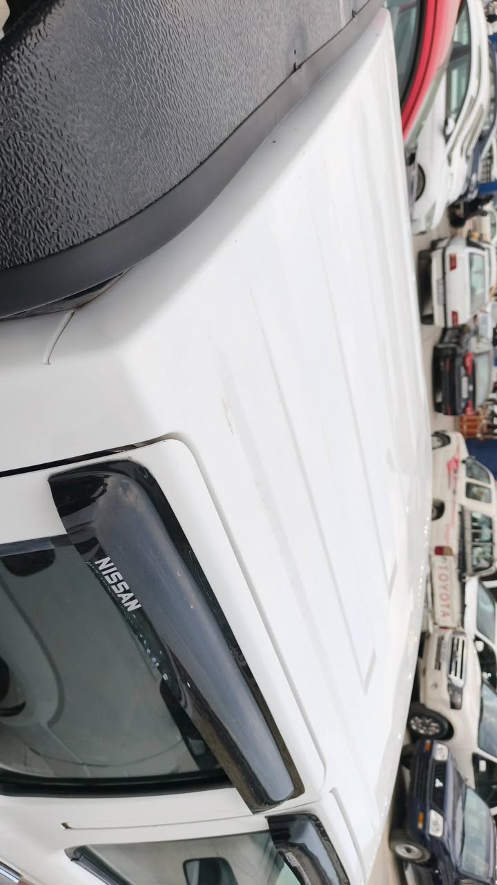 سلام عليكم 
بيكم نيسان شبوط موديل ٢٠١٣
رقم ميسان مداور ثاني يوم سنويه لل ٢٠٢٨
بيها صبق الجاملغات الماميه والبنيد 
محرك وكيل كفاله ترايك وين ما تريد
اكسن كفاله حداديه جديده 
السعر ١٠٧ وبيها مجال
رقم الهاتف ***********
