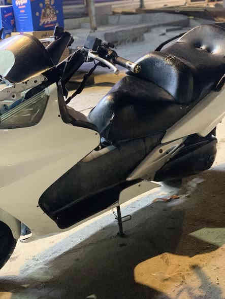 سلام عليكم سلفر ونج 400 شغاله نكره بكل وقت نقصه جامه وسبعه مال بجم الدراجه خير من الله شغل وروح وين ماتريد شلعه معدل فول بيع او مراوس السعر 800 وبيها مجال مكاني الشعب رقمي ***********
