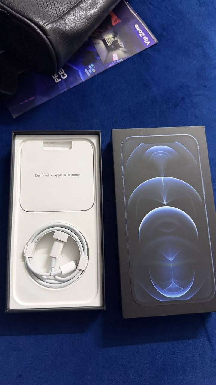 سلام عليكم
ايفون 12 pro Max 
ذاكرة 256 
بطاريه 78 جديد ممبدل بي شي بعده ضد المي
السعر 450 الف قفله


**إذا كنت صاحب هذا الإعلان وتريد حذفه لأي سبب، رجاءا أرسل رسالة إلى الدعم الفني**