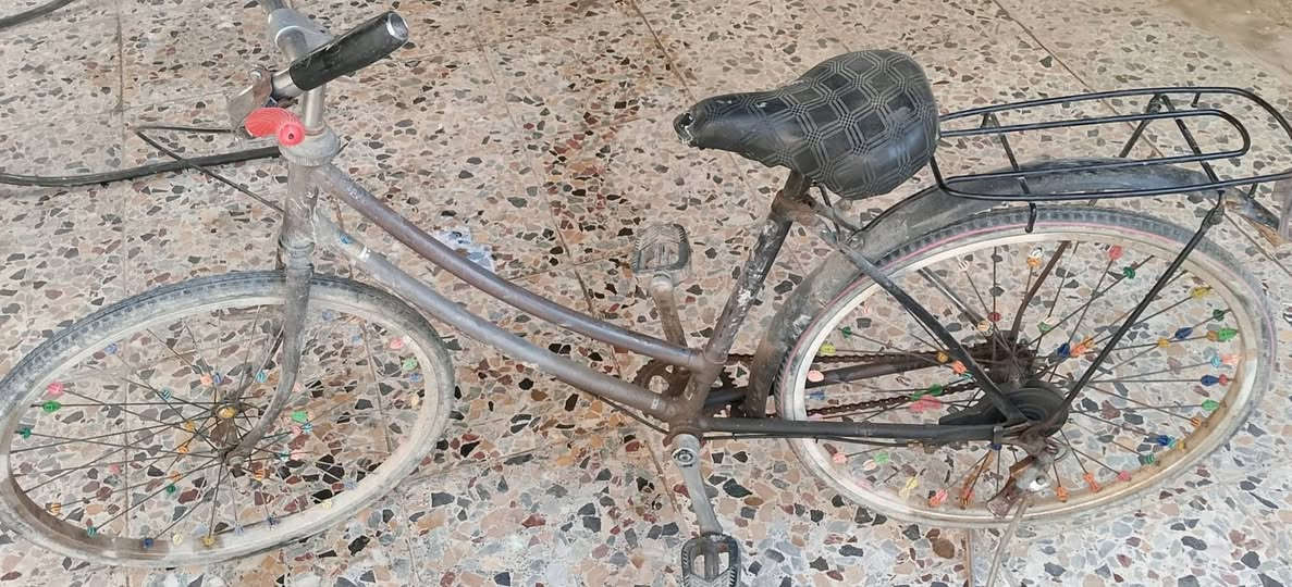 بايسكل بناتي حجم 26 
السعر 30 وبي مجال
الإتصال ***********
