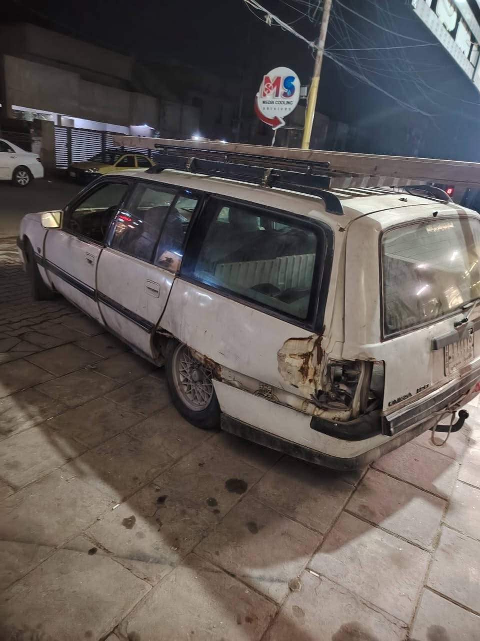 السلام عليكم اوبل ستيشن  تسقيط رقم قادسية
غرامات 200 الف 
صاحبها موجود بالنجف مباشر تحويل 
مكان السيارة بغداد الدورة 

***********‬
