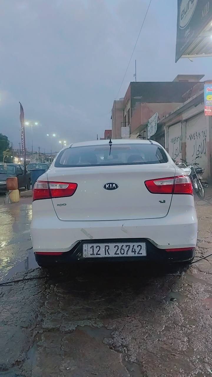 السلام عليكم  
كيا ريو رقم نينوى جديد 
موديل ٢٠١٦ خليجي 
محرك دوش المرغوب ١٦ 
نظام ايكو اقتصاد بانزين 
لايت زينون 
شرط التحويل 
قطعتين صبغ بدون دواخل 
بيع نقد فقط 
السعر *********** واتسب او اتصال
