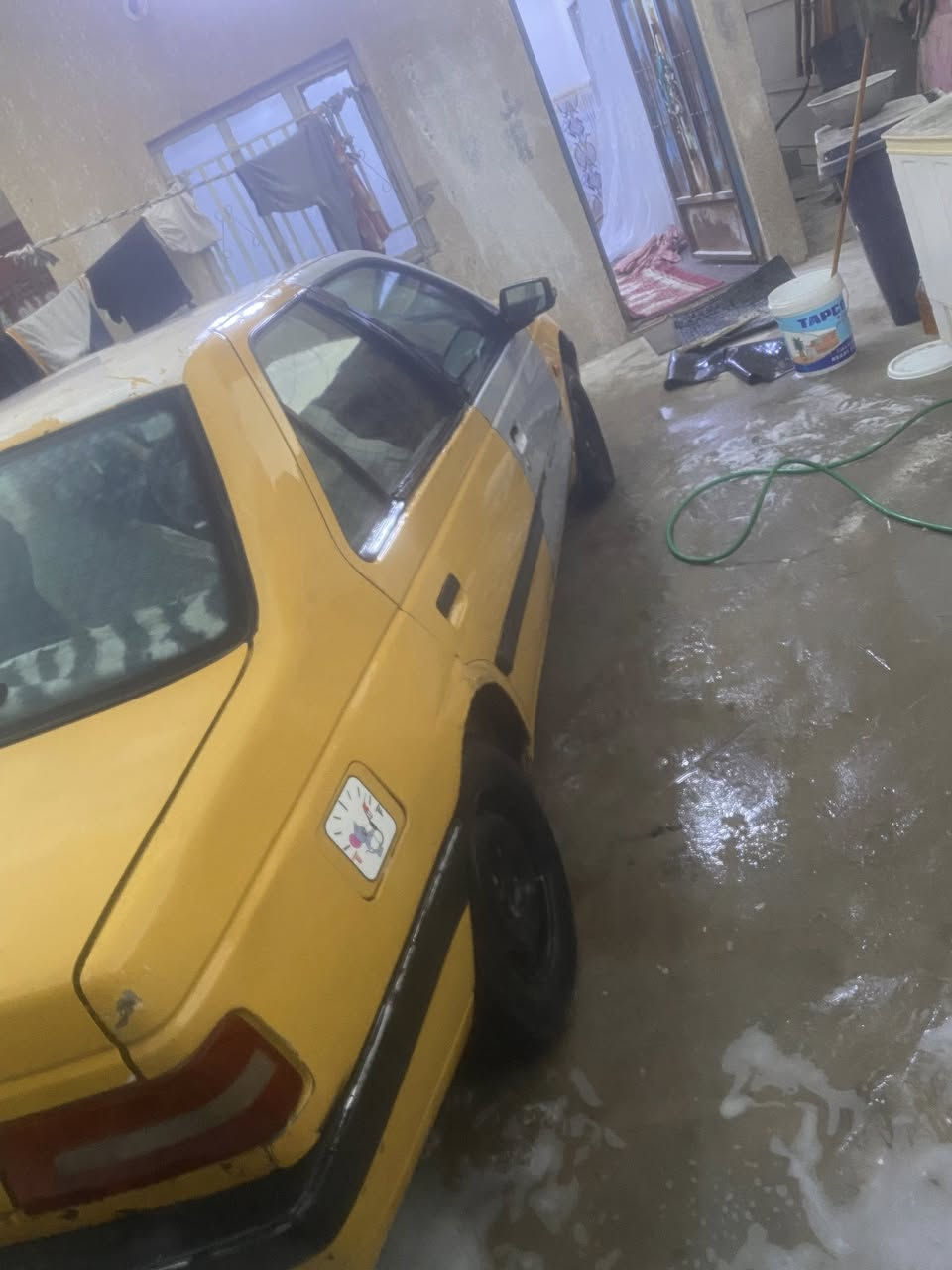 للبيع بيجو ١٤رايدها ٢٠هاي السياره كدامك ما نقصها شي بس تبريد نقص غاز غيره ماعرف سنويتها ٢٨ واي استفسار هاذا رقمي ومكاني زبير ***********
