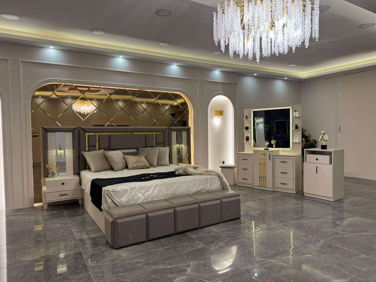 ✨ موديل رونالدو برو – ستايل مودرن ✨

🛋️ عدد القطع: 10 قطع
📏 كنتور ملحق: 335 سم

🔹 المواصفات:
1️⃣ ظهر بلوك
2️⃣ براغي وچوي حديد
🛏️ سرير مخزن
⭐ شغل درجة أولى

📩 للحجز والاستفسار:
راسلوا الصفحة مباشرة
أو تواصلوا عبر الرقم:
📱 ***********
(يتوفر واتساب لخدمتكم
