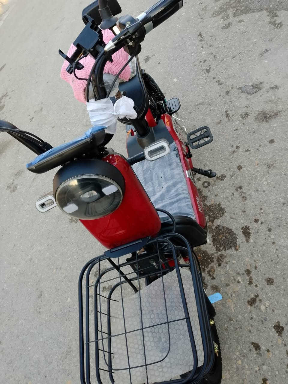 سلام عليكم دراجه شحن للبيع موديل 2024 كلش نضيفه الإتصال على الرقم ***********
