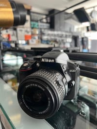 📸 فرصة ممتازة لبدء مشوارك في عالم التصوير الاحترافي! كامرة Nikon D5300...