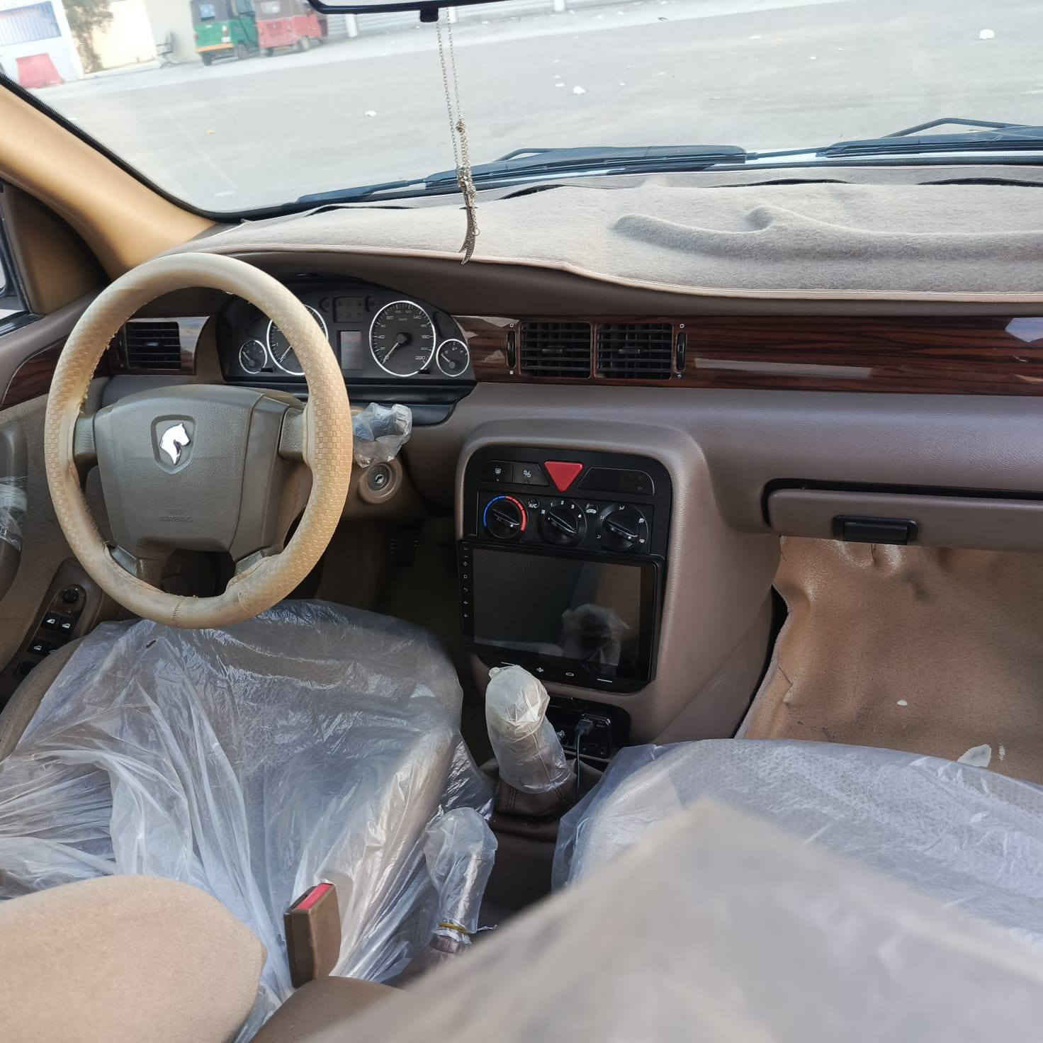 سمند موديل 17
سياره كفاله كفاله كفاله 
السياره باسمي عنواني البصره تحويل اي يوم تريد 
ماذب عليها برغي سعر 62
جاهزه من كلشي حداده وتخم تايرات ومكينه وكير شرط الفحص سياره نظيفه جداً مال بيت 
تبريد وتدفئه كهربائيات كلها كامله 
العنوان البصره المعقل قرب نادي الميناء 
للعلم انا مكلف بنشرها للاتصال ع الرقم ***********
