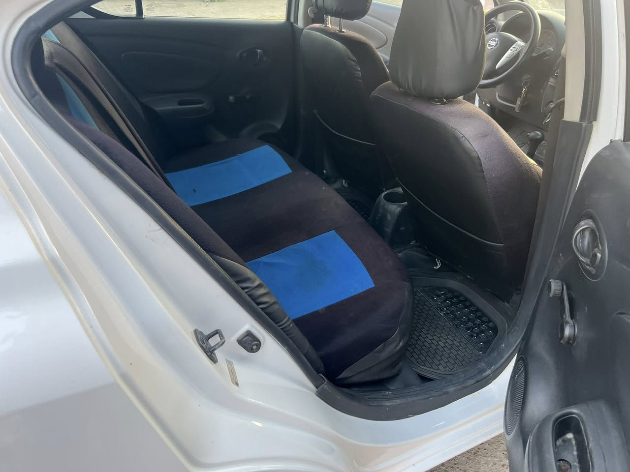 السلام عليكم
للبيع نيسان فيرسا موديل 2019 بيه صبغ جاملغ وبنيد بدون دواخل شرط مكفوله من لغدوبارد مكينه 1600 لاتنقيص لاتبخير 
كير اوتو جام عادي شاشه وكامره 
صدر امامي وخلفي + تخم تاير 
تبريد ثلج + تدفئه شغاله 
السياره حلوه وجاهزه من كلشي مابي اي نقص 
السونار مرفق مع المنشور 
رقم صلاح الدين يعني شرط التحويل 
السعر 94 وبيه مجال للشراي 
الاستفسار ***********
