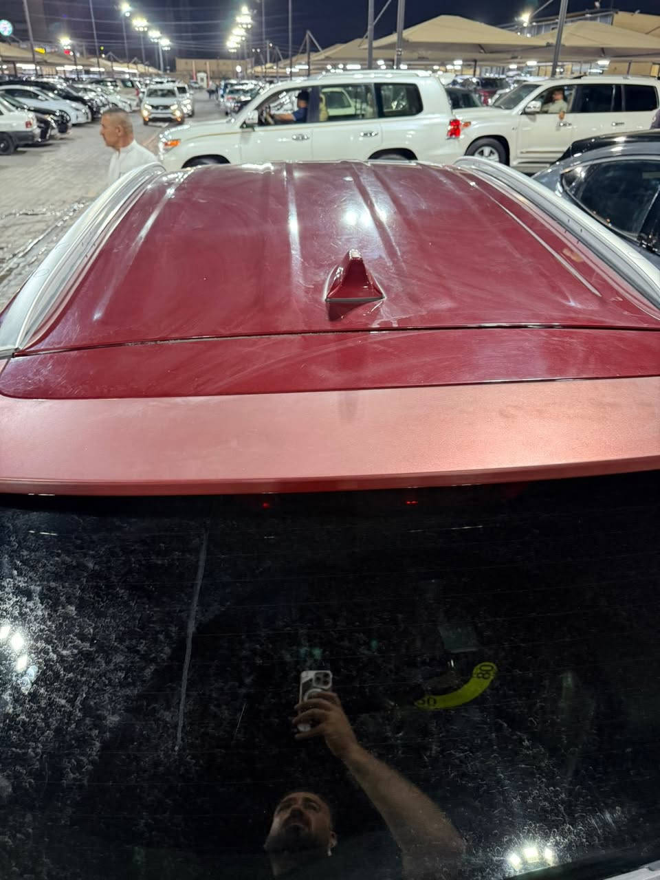 توسان ٢٠١٩ امريكي ماشيه ١٢٥ الف ميل 
في الخارج ضربه بابين وفي العراق جاملخ وبنيد 
بيه ٤ قطع 

تم عمل ادامه كامله وسياره جيده جدا 
سعر ١٤٩ ورقه وبيه مجال 
***********
