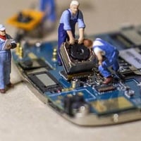 مصلح موبايلات • برمجة • عدة صيانة