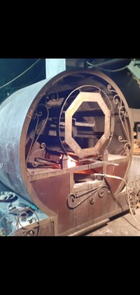 شوايه حطب للبيع  السعر ٥٠٠ وبيها مجال الاتصال على هذا الرقم 0773968589...