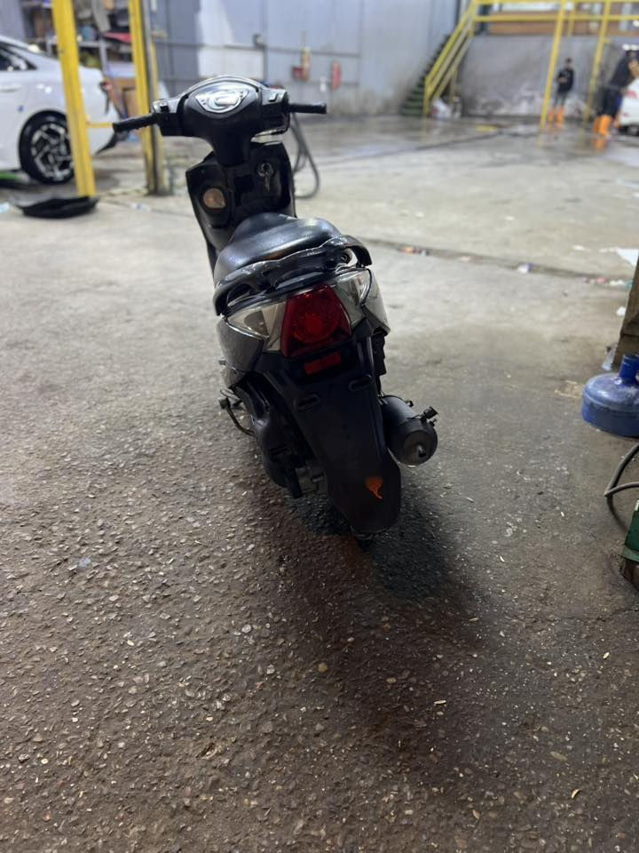 سلا عليكم دراجه سيام للبيع مفوله كفاله عامه   اي نقص ما بيهه خير من الله السعر 650 و بيهه مجال المكان حك الجيه مكان بغداد الغزالية الرقم ***********
