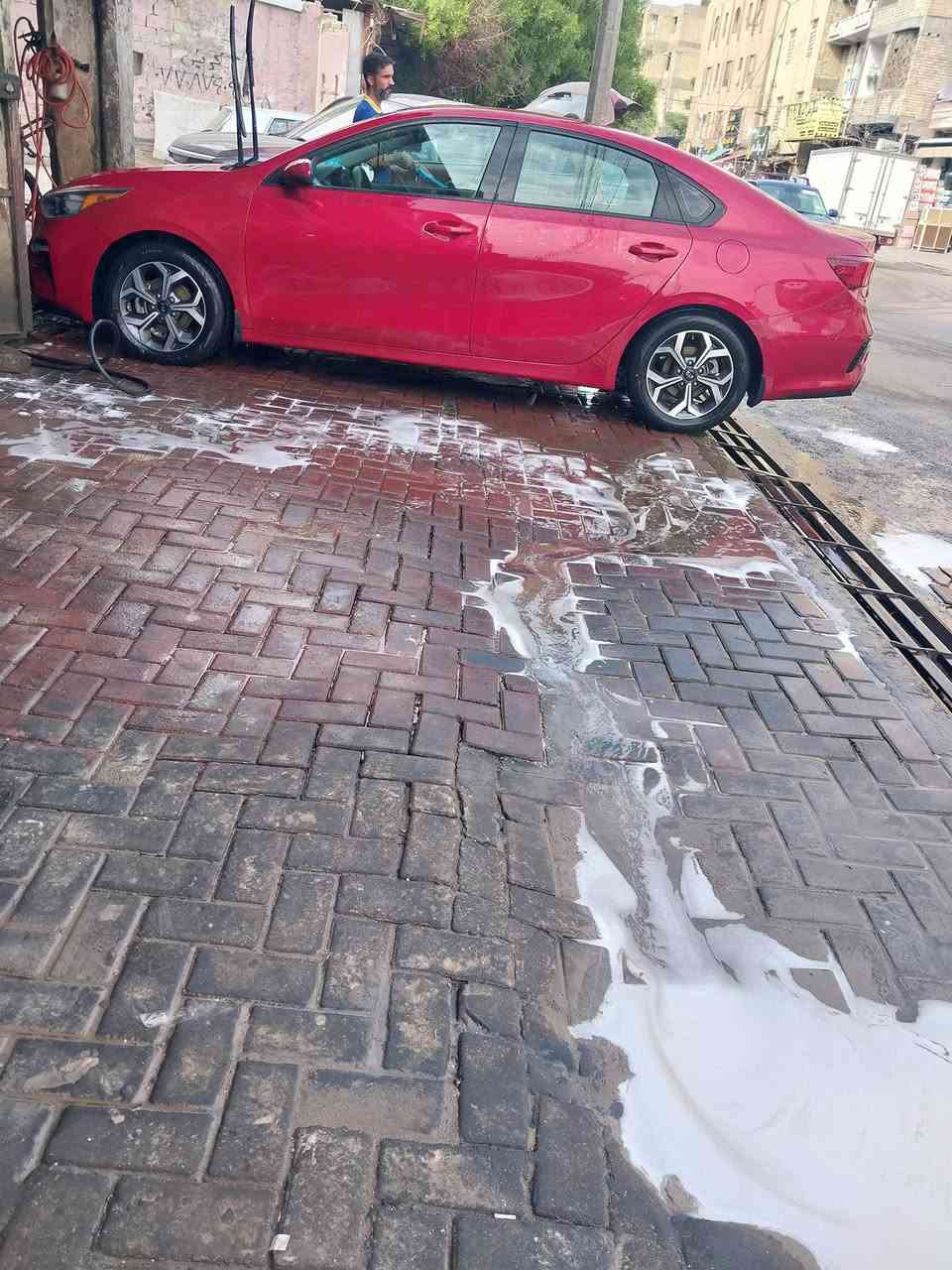 سلام عليكم أحبتي..بيع مستعجل
١.موديل ٢١
٢.تحكم ستيرين جهتين 
٣. رادار امامي 
٤.مانع نزلاق 
٥.تحديد مسار 
٦. انظمه قياده ٣
٧. شاشه اعطال لجميع السياره 
٨. انذار عند خمول في القياده 
٩. تخم تاير 
١٠. بطاريه جديده 
١١. صدر بلاد شركه 
١٢. جميع السياره في حاله جيده جدآ الحمدلله 
١٣.رقم اربيل صاحب السنويه من بغداد جيراني 
١٤. السياره حزام صبغ في العراق بدون دواخل فقط شخوط و تم رشهاا 
١٥.حادث امريكه بنيد جاملغ فقط
١٦.تحتاج فقططط بلوش سياره من سنتين عندي 
١٨. سعر ١٢٥ .. هاتف ***********. بغداد كريعات اهلآ وسهلآ  فيكم احبتي
